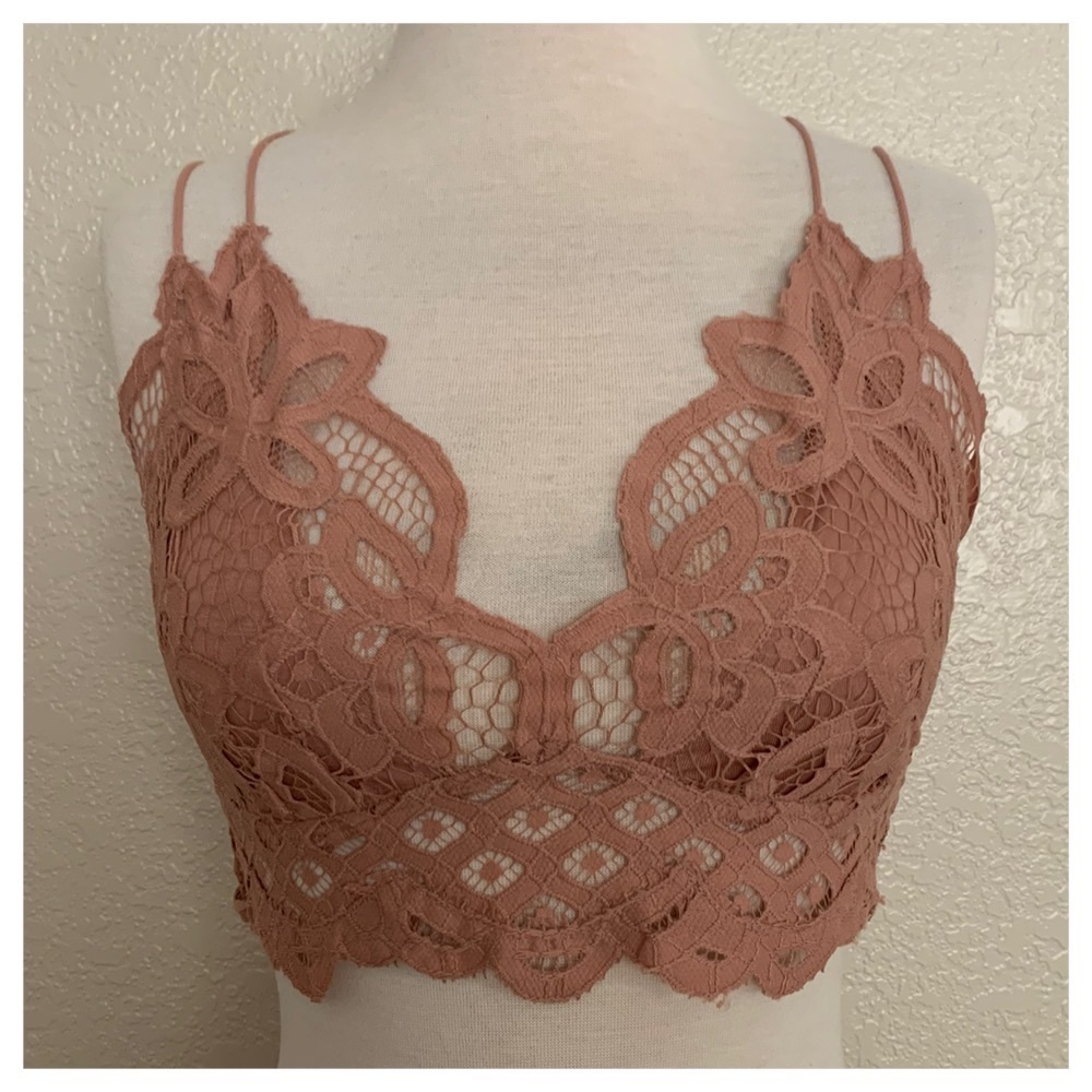 NWOT FREE PEOPLE Adella Lace Bralette
